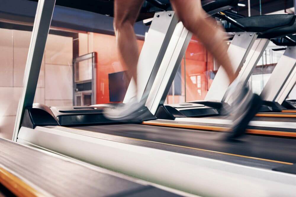 Running in a speed on a treadmill