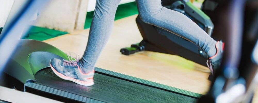 What is Treadmill Incline: An image of a person running on an incline